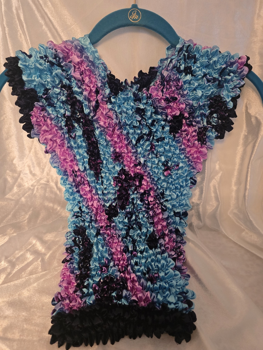 🌈 VINTAGE Y2K HUGGING KISSES ABSTRACT MULTI-COLOR POPCORN TOP 🌈